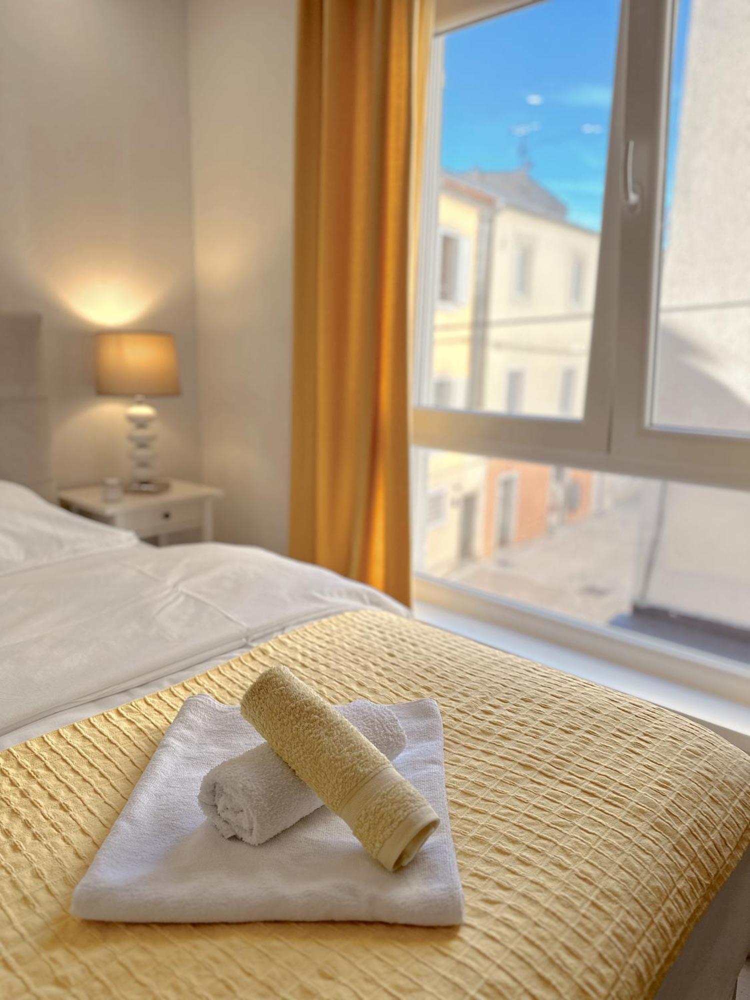 Anamari Apartments Zadar Bagian luar foto