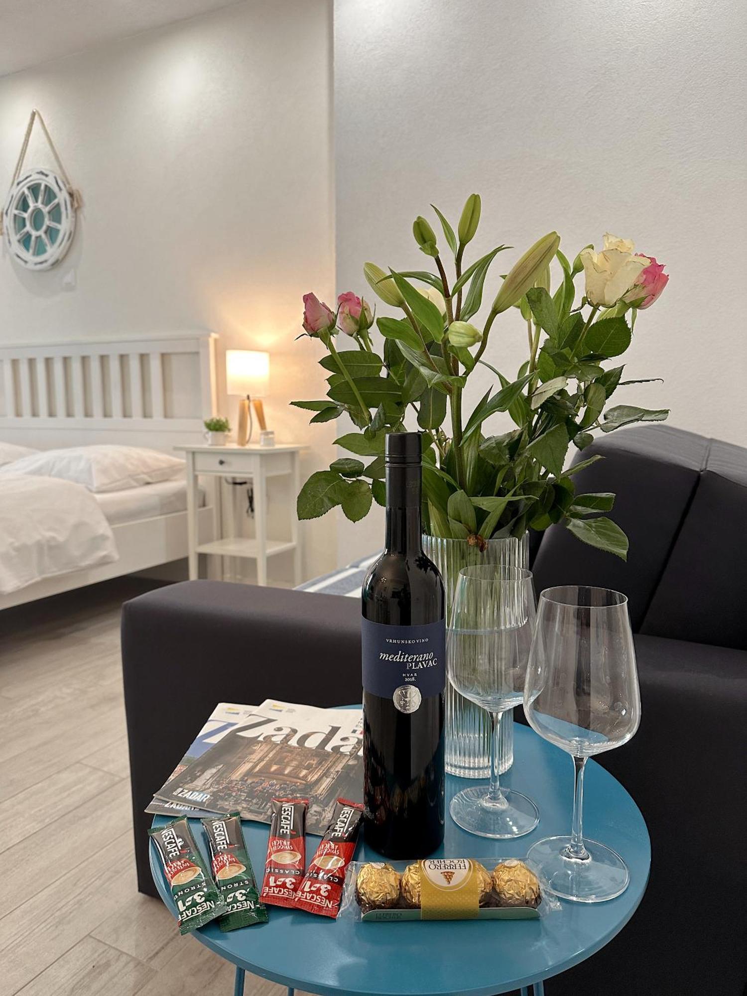 Anamari Apartments Zadar Bagian luar foto