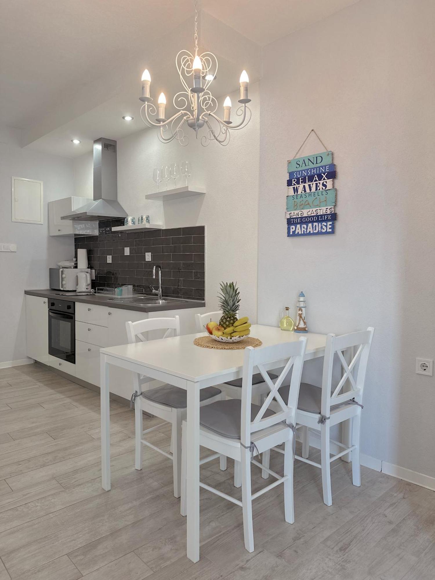 Anamari Apartments Zadar Bagian luar foto